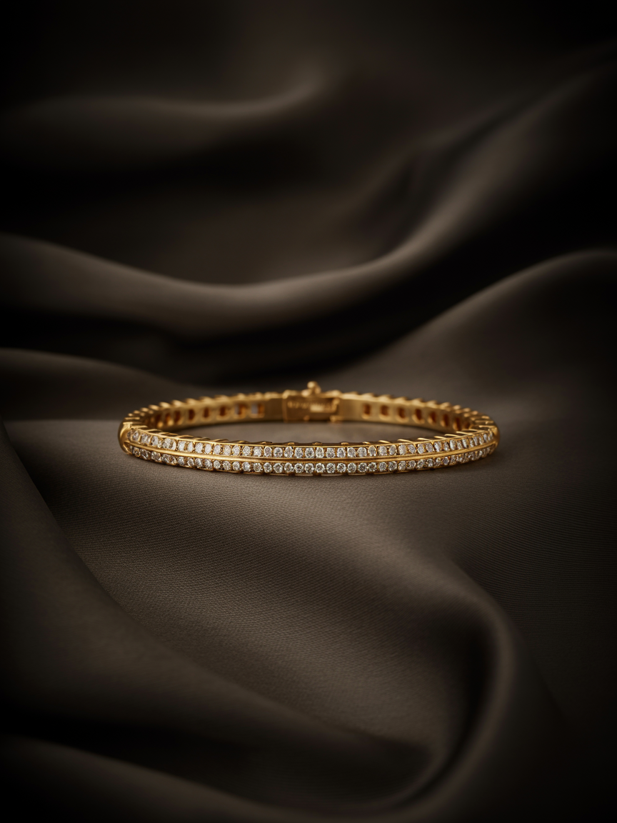 Luxury gold bracelet with diamonds